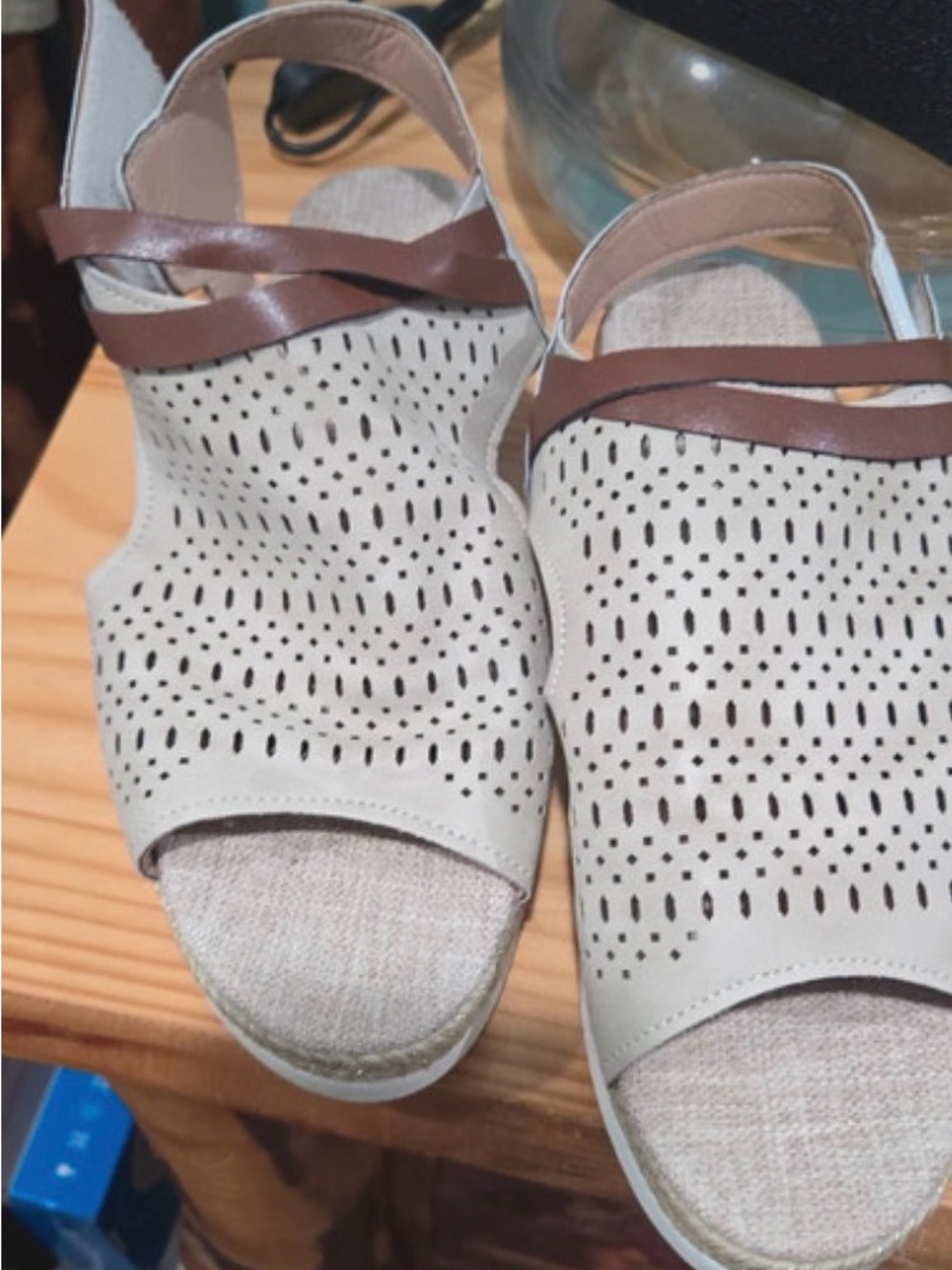 Laser-cut wedge sandals